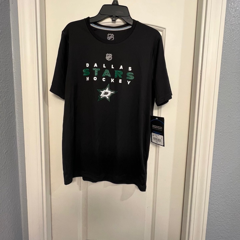 Boys/youth Dallas Stars ⭐️ jersey. NWT